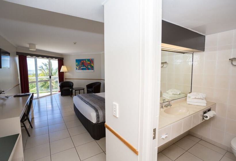 אתר נופש Ocean International