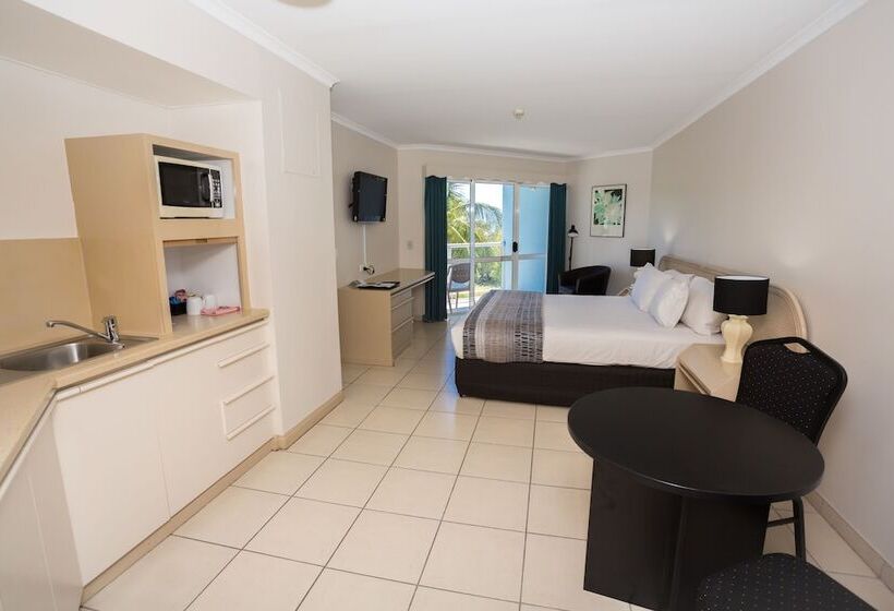 אתר נופש Ocean International