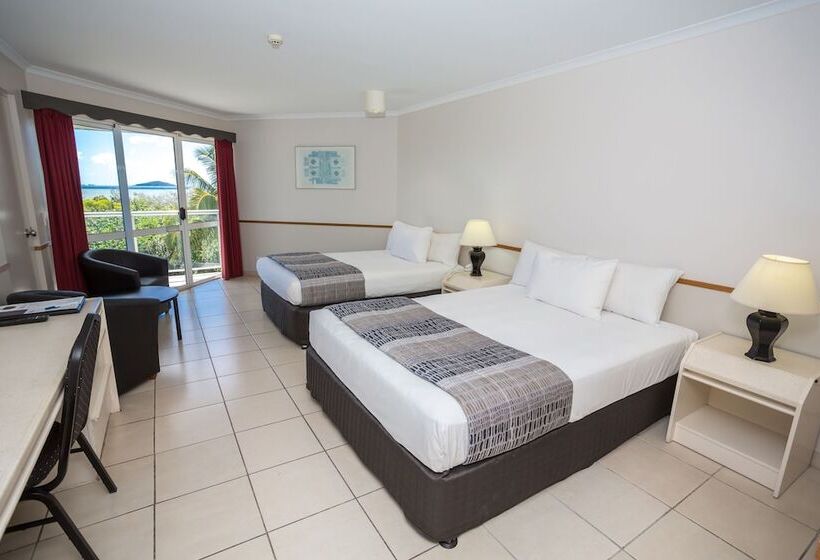 אתר נופש Ocean International