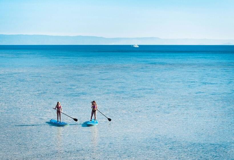 منتجع Orpheus Island Lodge