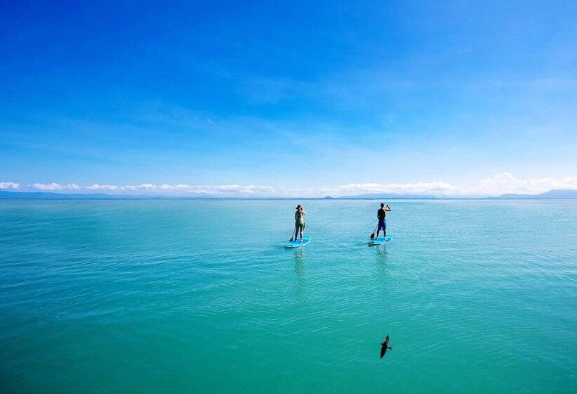 منتجع Orpheus Island Lodge