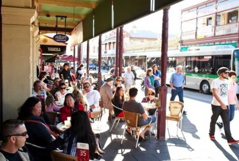 אתר נופש Pier 21 Riverside Apartment