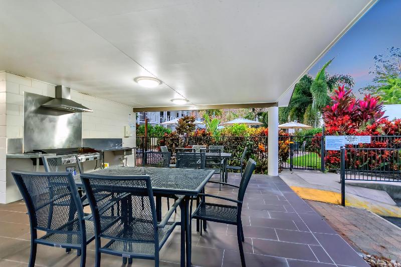 Курорт Titree Village Holiday Apartments