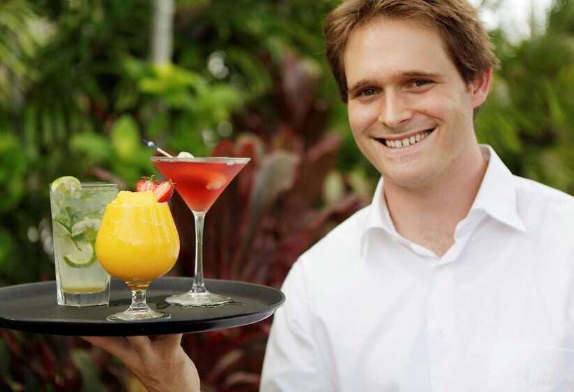 Rydges Esplanade Resort Cairns