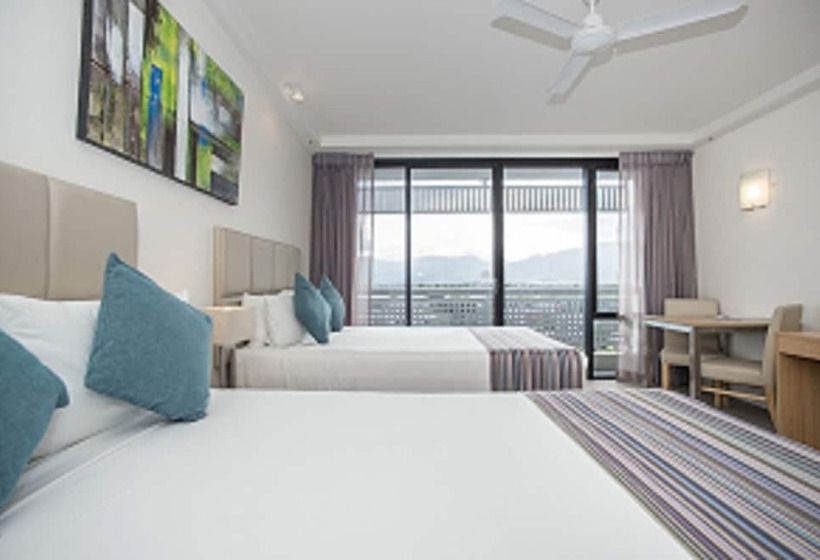 Rydges Esplanade Resort Cairns