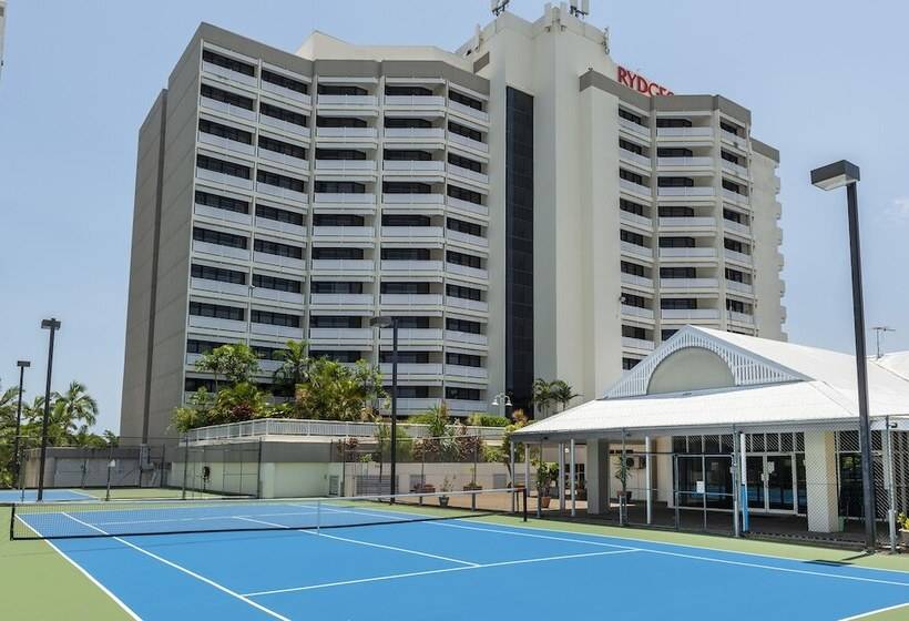 Rydges Esplanade Resort Cairns