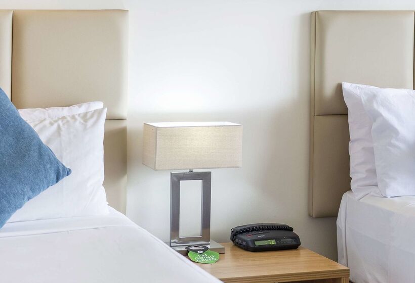 Rydges Esplanade Resort Cairns