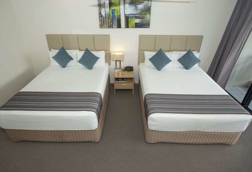 Rydges Esplanade Resort Cairns