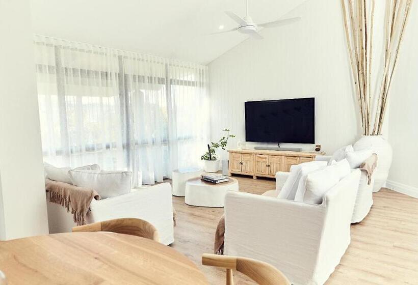 The Noosa Apartments