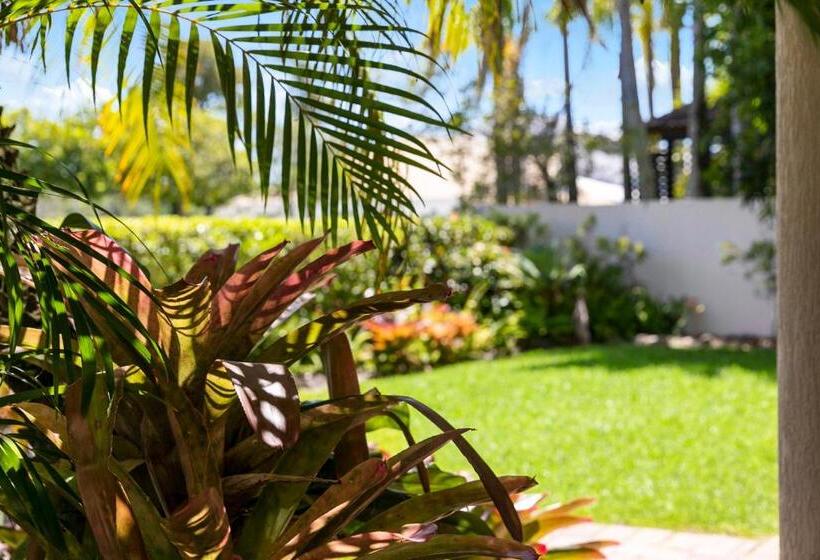 The Noosa Apartments