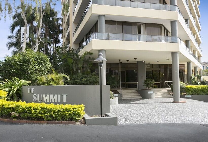 Summit Apartments