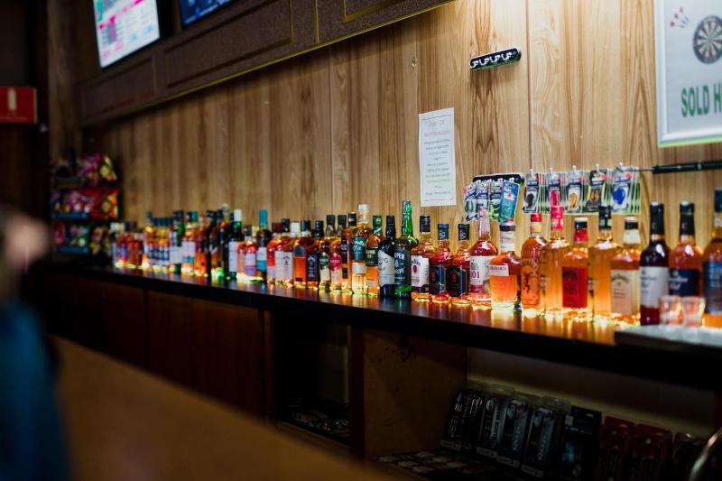 Top Of The Town Hotel Motel