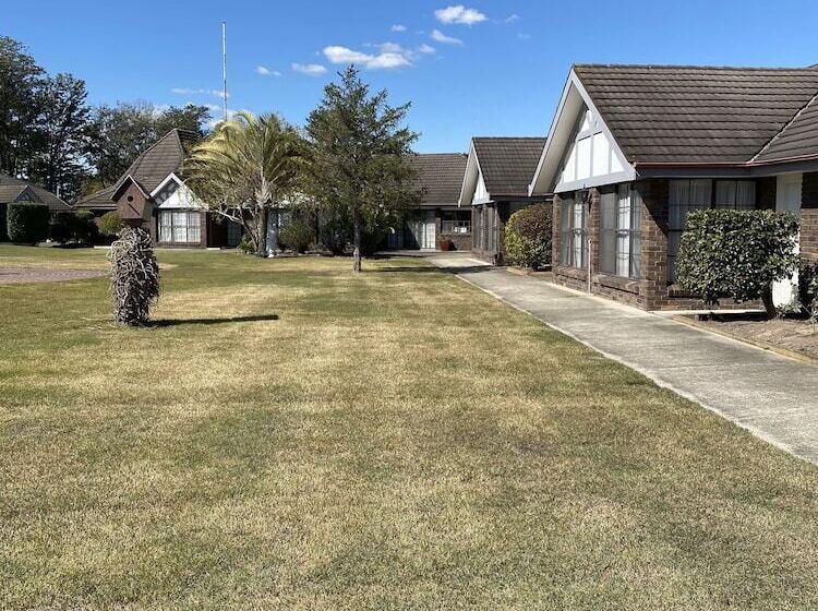 هتل Sir Francis Drake