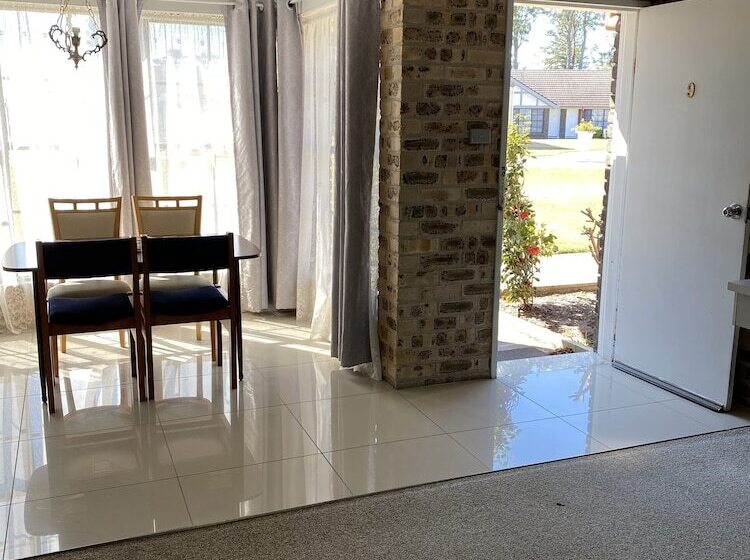 هتل Sir Francis Drake