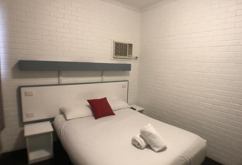 Allan Cunningham Motel