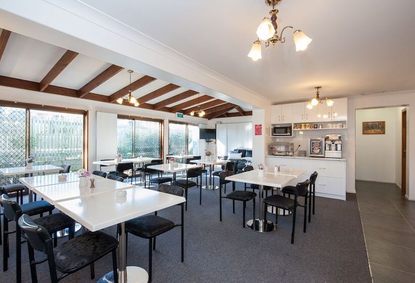 Allan Cunningham Motel