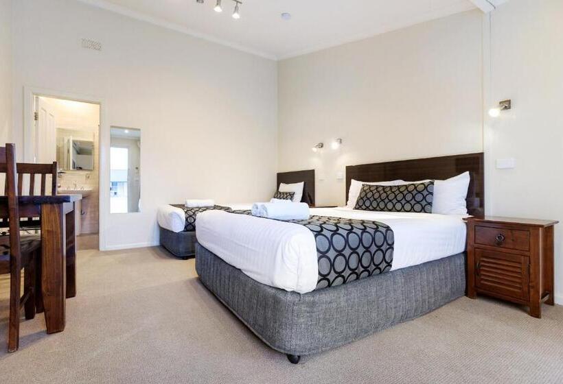 Amaroo Motel Tumuts Best Accommodation