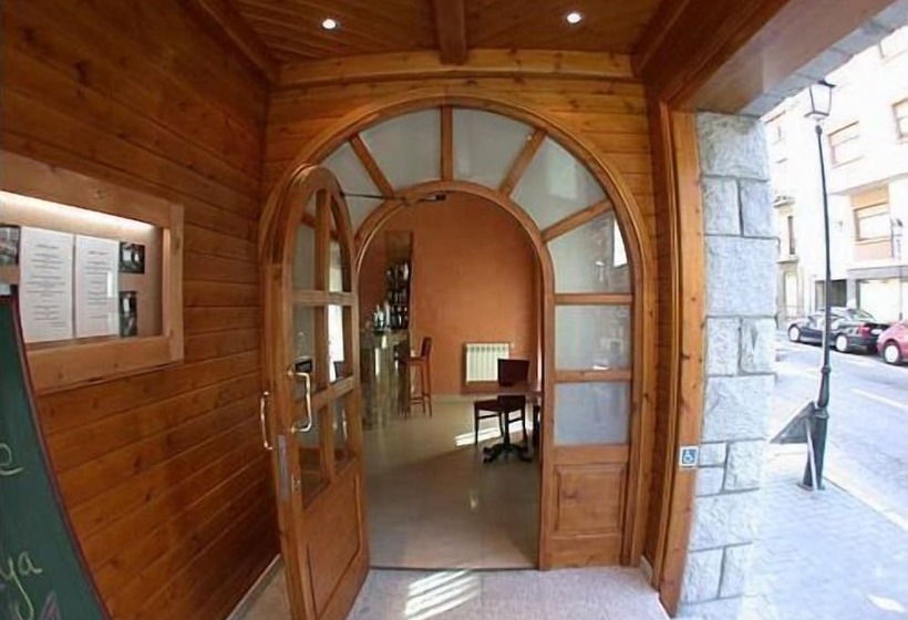 Aparthotel Llempó