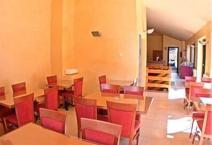 Aparthotel Llempó