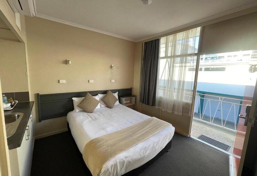 Astor Hotel Motel
