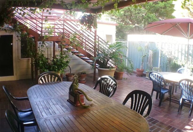 تختخواب و صبحانه Bed&Breakfast Ashfield Manor