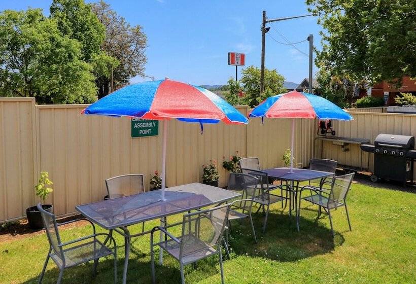 Tumut Farrington Motel