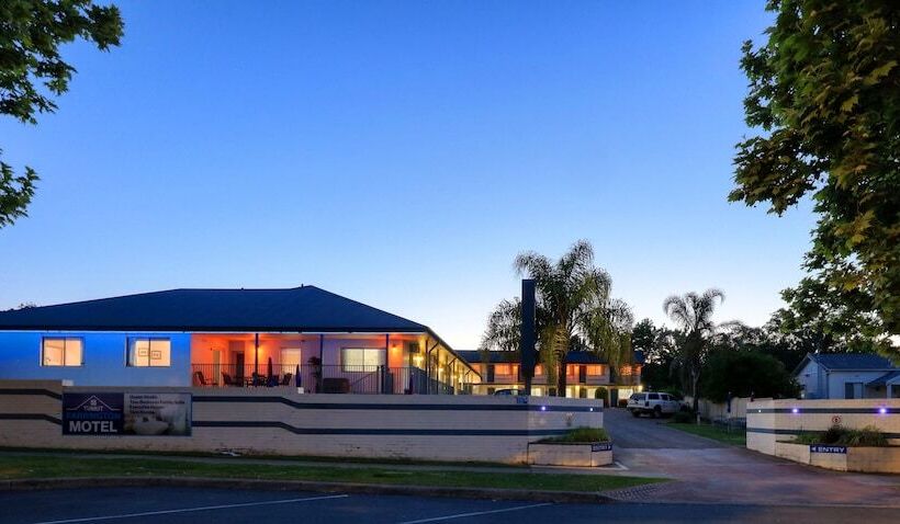 Tumut Farrington Motel