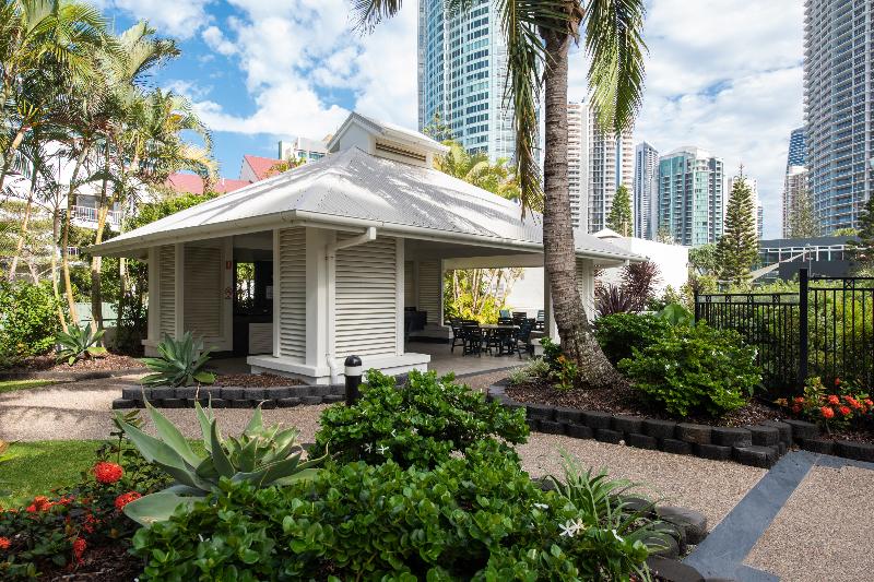 Breakfree Longbeach Resort