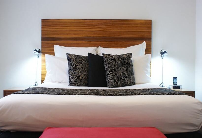 Cambridge Hotel Sydney