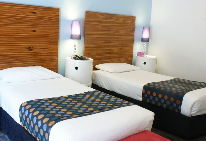 Cambridge Hotel Sydney