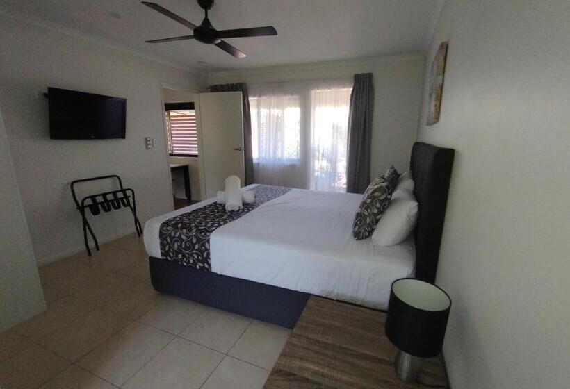 Cascade Motel In Townsville