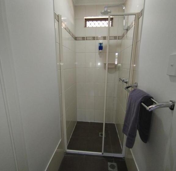 Cascade Motel In Townsville