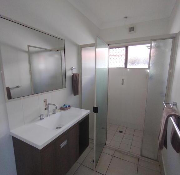 Cascade Motel In Townsville