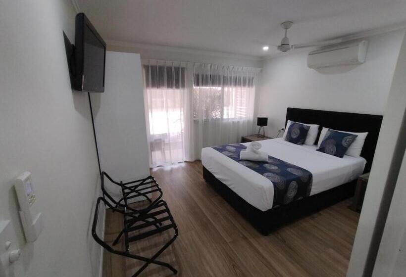 Cascade Motel In Townsville