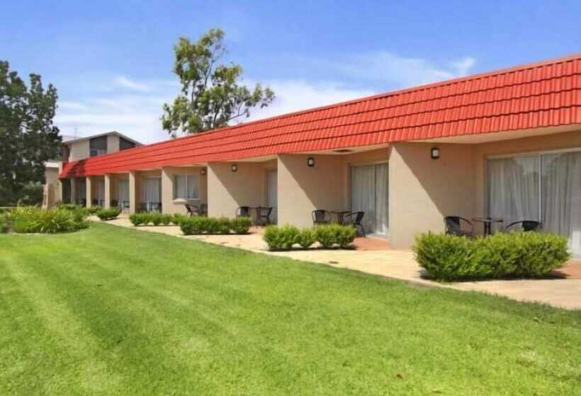 Country Capital Motel