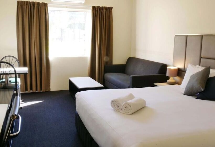 Country Capital Motel