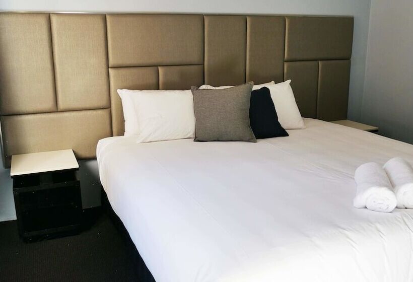 Country Capital Motel