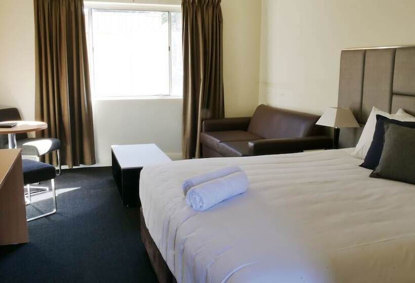 Country Capital Motel