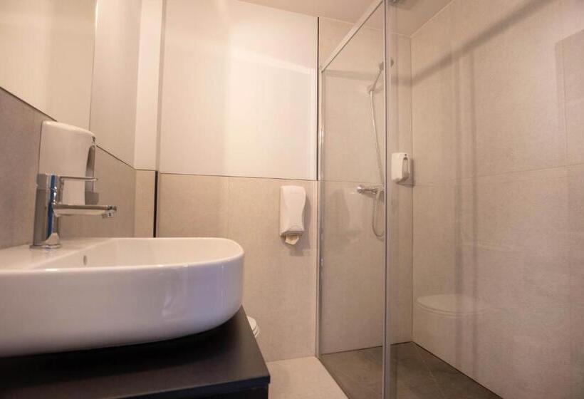 Font Andorra Hostel by Nexta