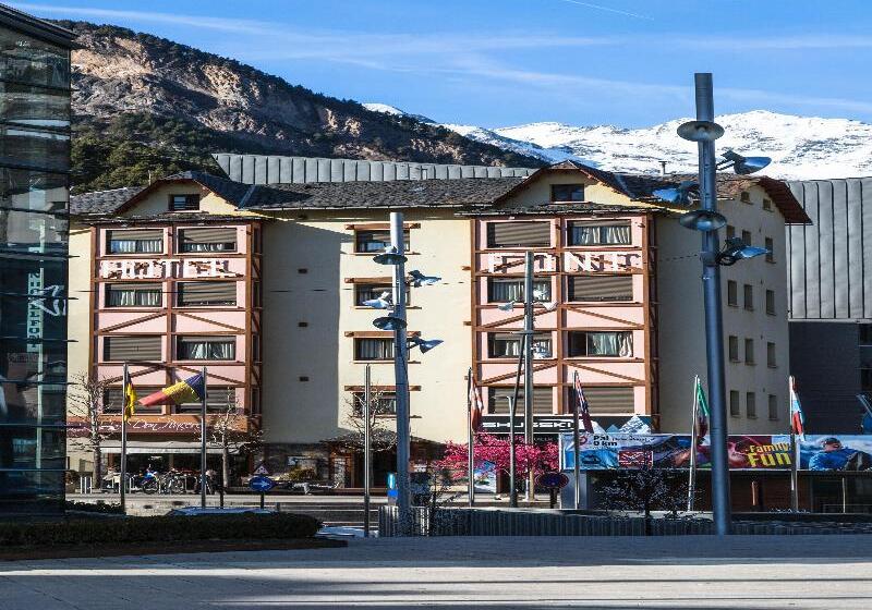 Font Andorra Hostel by Nexta