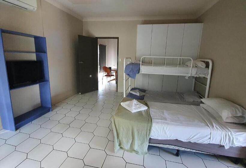 בית מלון כפרי Allen