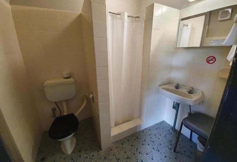 בית מלון כפרי Allen