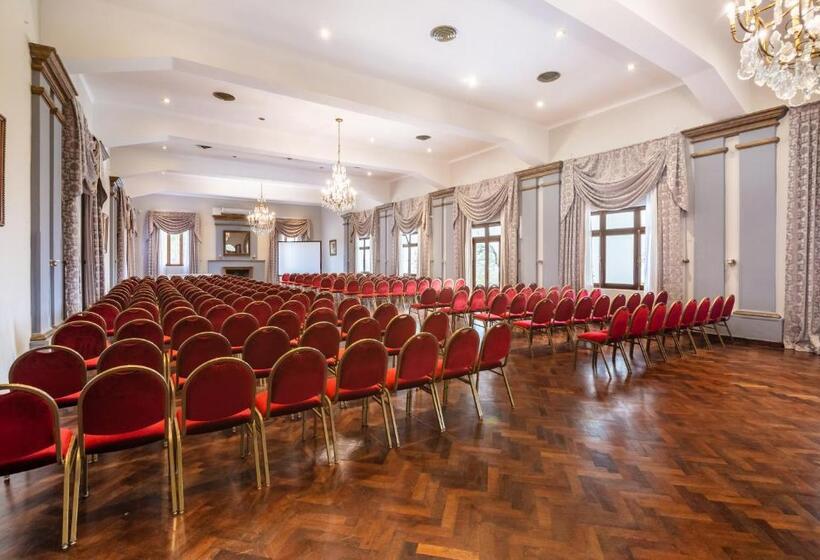 Отель Altos De La Viña