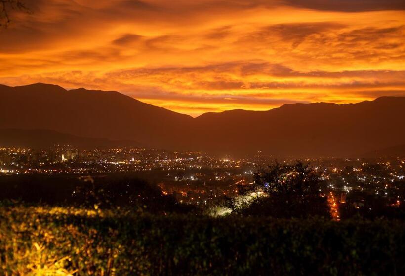 Отель Altos De La Viña