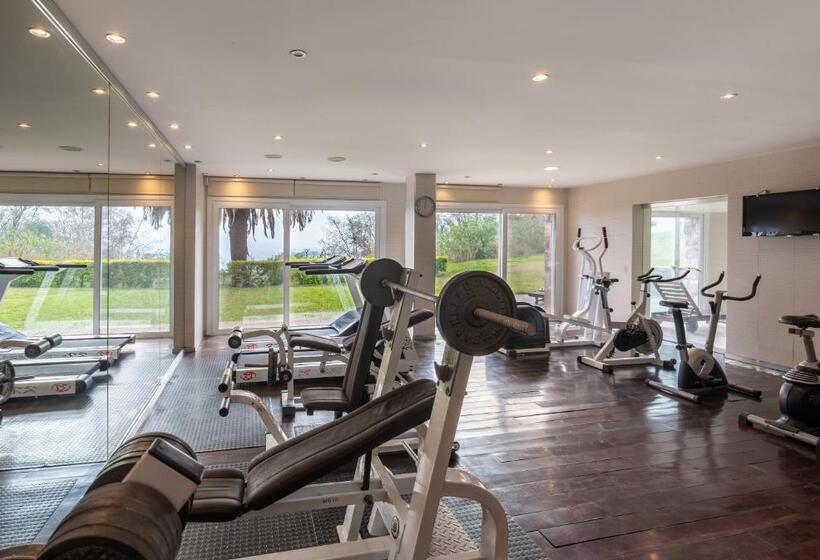 Отель Altos De La Viña