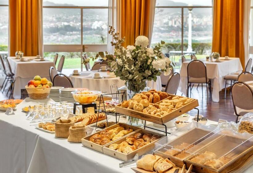 Отель Altos De La Viña