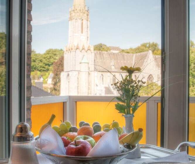 בית מלון כפרי Ambassador Bosten