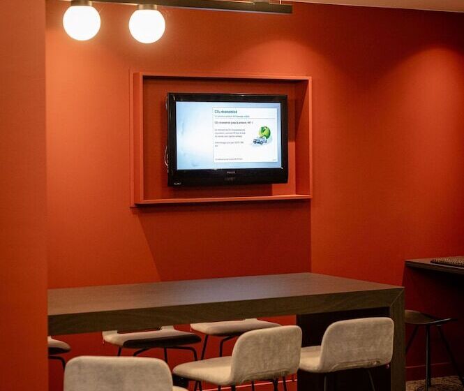 & Aparthotel Casteau Resort Mons Soignies