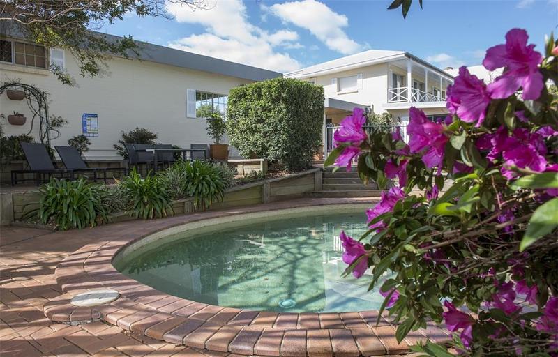 Отель Applegum Inn