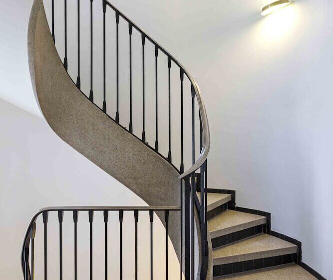 Hotel Hôtel Argus By Happyculture